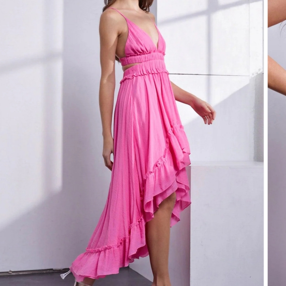 Ruffled open back cut out tiered flair dress - Picture 4 of 13